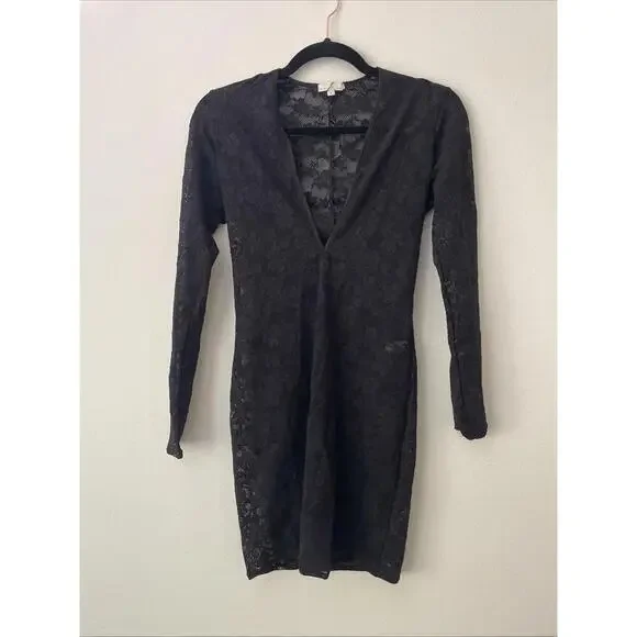 REVOLVE fleur du mal Le Stretch Lace Deep Plunge Mini Dress Black size S NWT - Picture 6 of 7